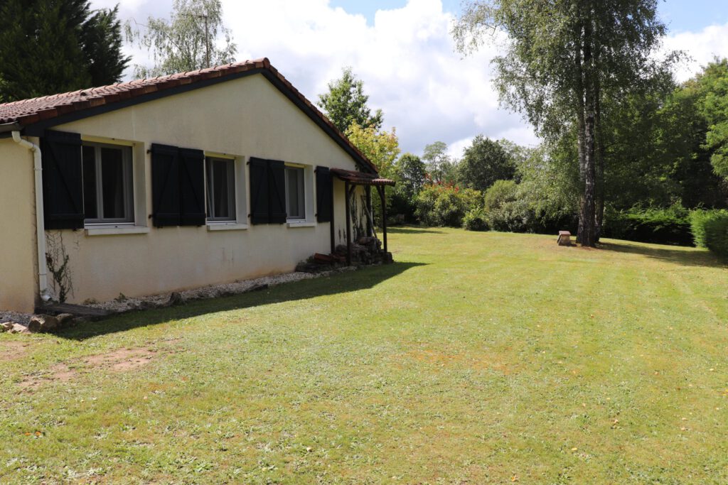 Vakantiehuis in Frankrijk met ruime privé tuin 
