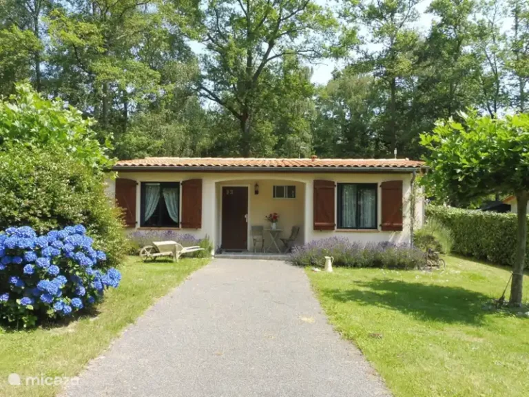 village le chat 23 vooraanzicht